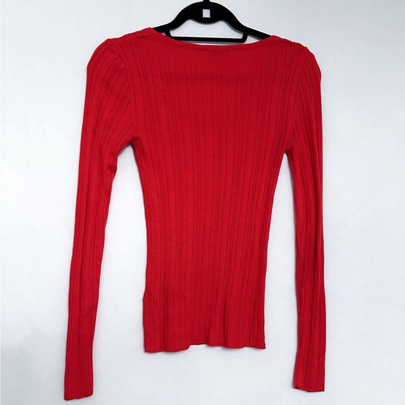 Topshop Red Ribbed Long Sleeve Knit Top Slim Fit V-Neck Shirt Womens Size 0-2 - Picture 4 of 10